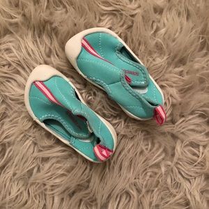 Water and land shoes